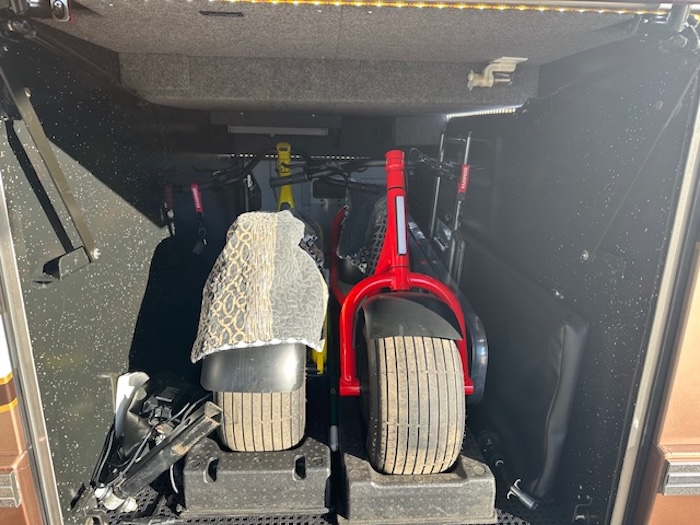 2007 Prevost Featherlite H3-45 For Sale