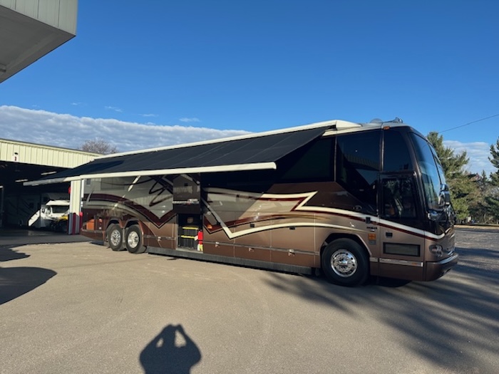 2007 Prevost Featherlite H3-45 For Sale