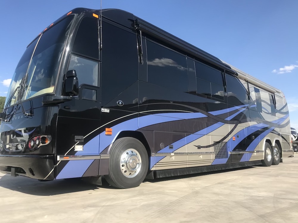 2007 Prevost Featherlite H3-45 For Sale