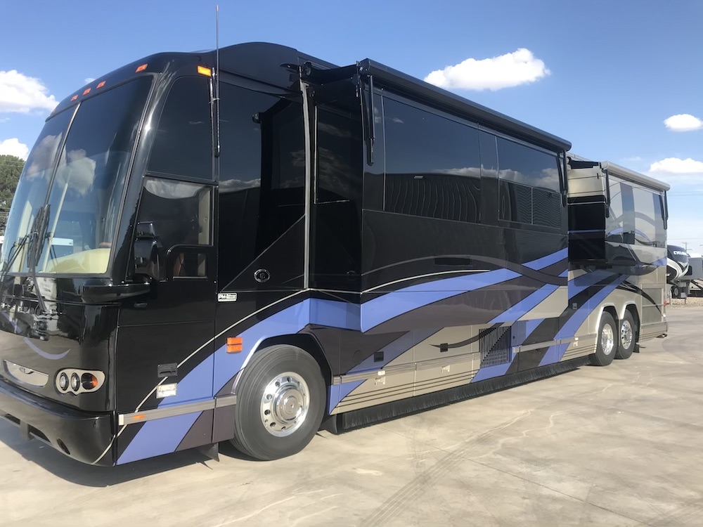 2007 Prevost Featherlite H3-45 For Sale