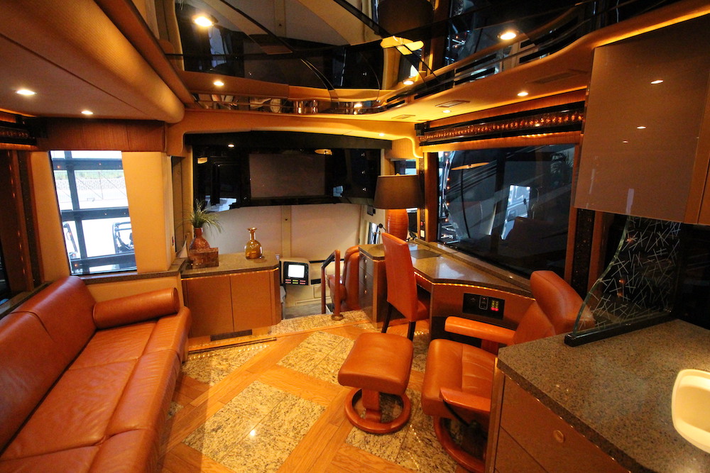 2007 Prevost Featherlite H3-45 For Sale