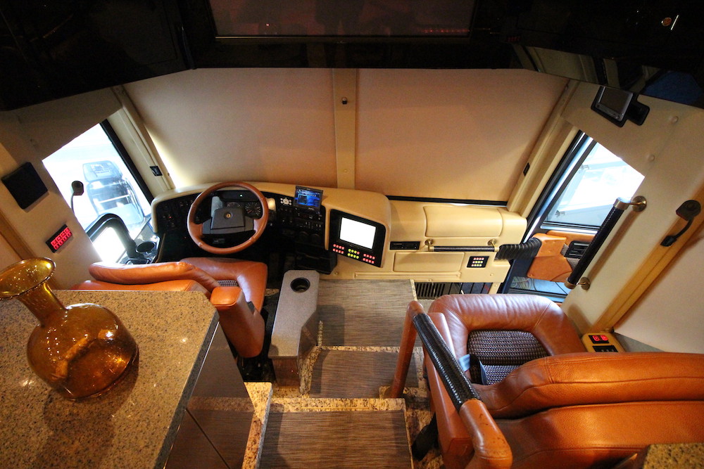 2007 Prevost Featherlite H3-45 For Sale