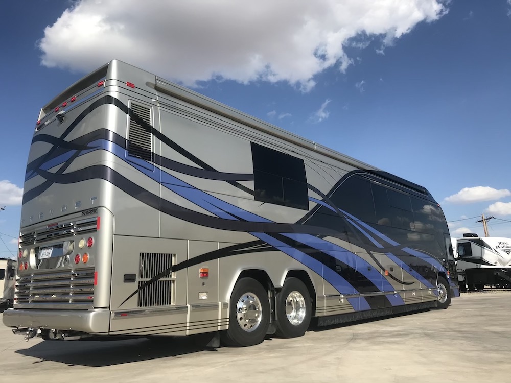 2007 Prevost Featherlite H3-45 For Sale