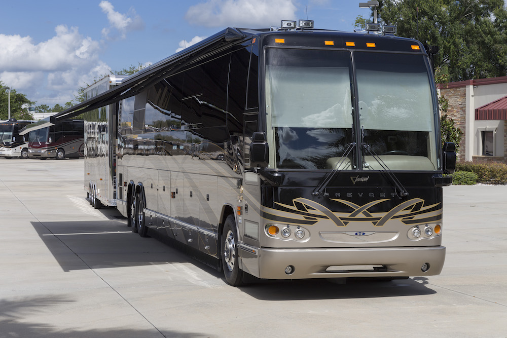 2007 Prevost Featherlite H3-45 For Sale