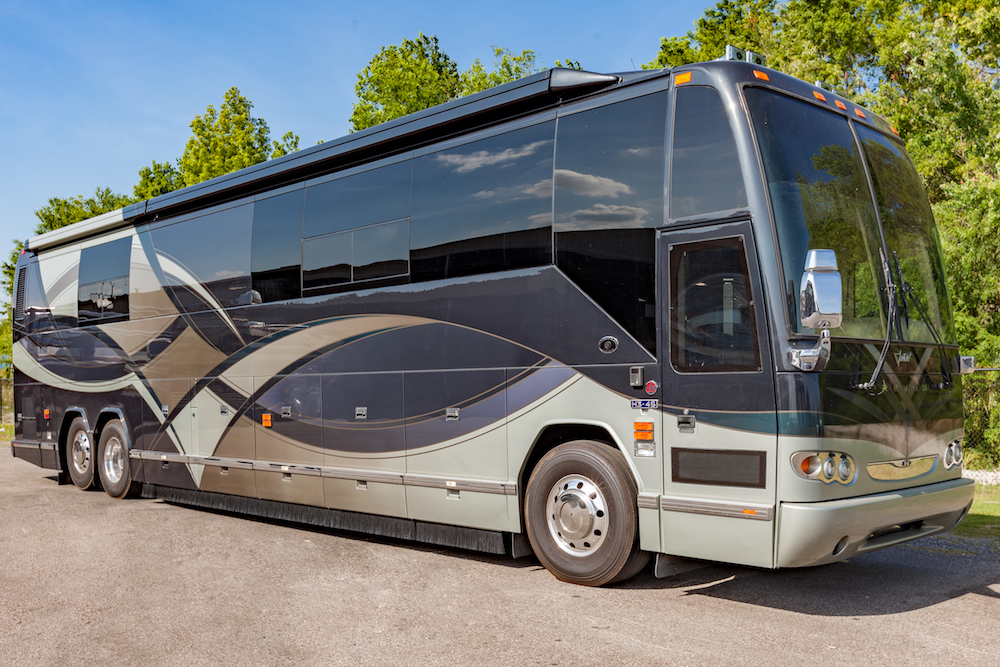 2007 Prevost Featherlite H3-45 For Sale