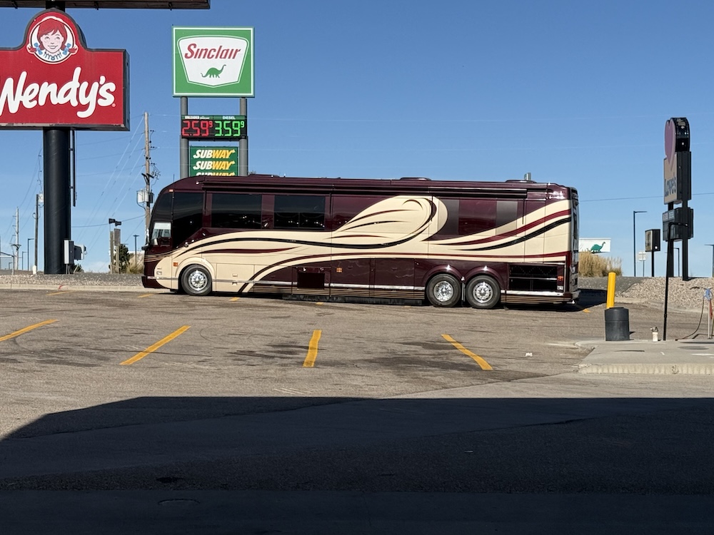 2007 Prevost Featherlite H3-45 For Sale