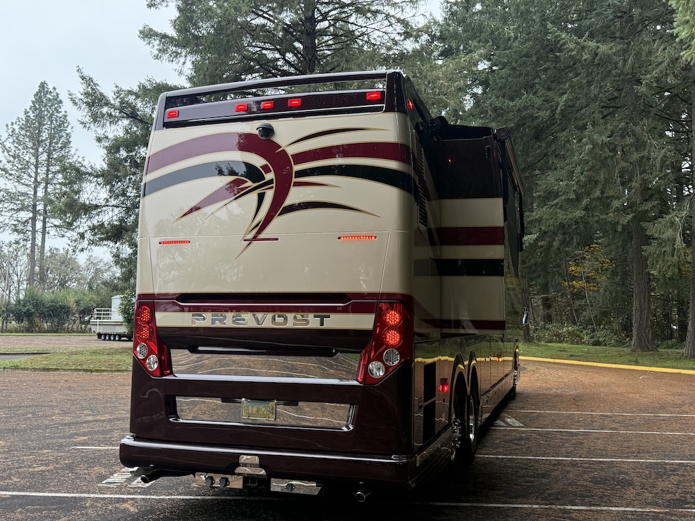 2007 Prevost Featherlite H3-45 For Sale