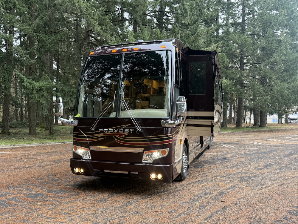 2007 Prevost Featherlite H3-45 For Sale