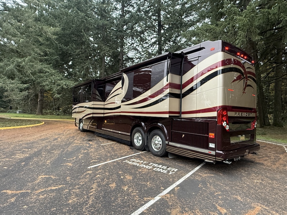 2007 Prevost Featherlite H3-45 For Sale