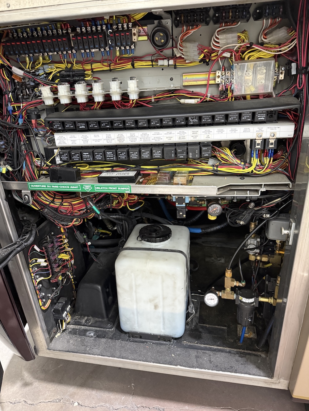 2007 Prevost Featherlite H3-45 For Sale