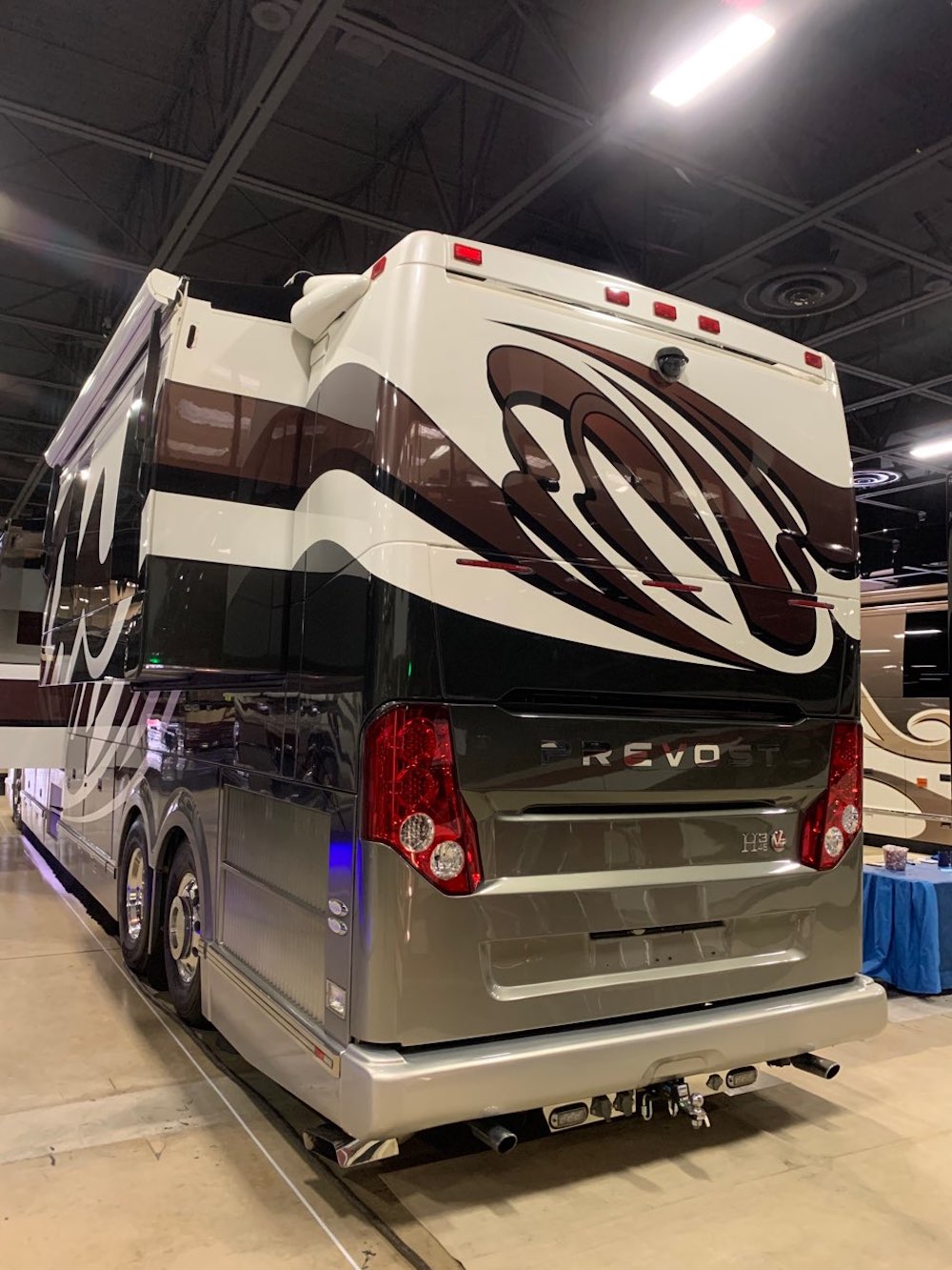 2007 Prevost Featherlite H3-45 For Sale