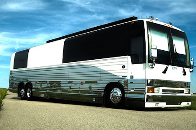 2007 Prevost Featherlite XLII For Sale