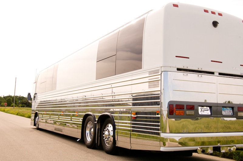 2007 Prevost Featherlite XLII For Sale