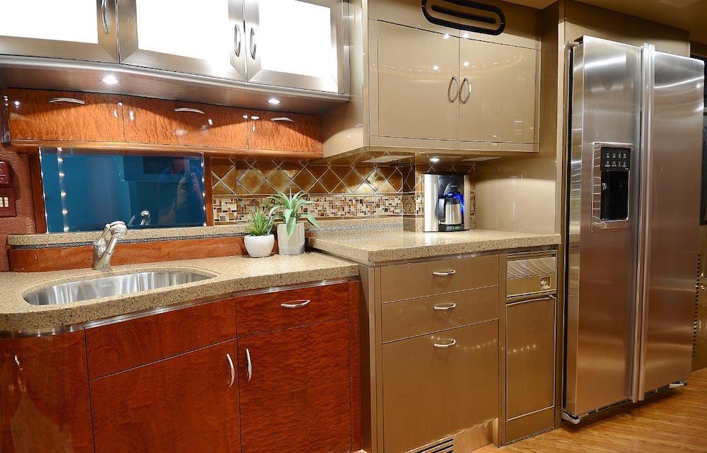 2007 Prevost Liberty H3-45 For Sale