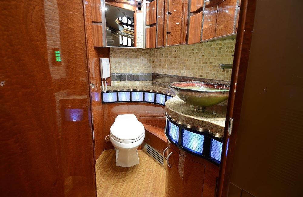 2007 Prevost Liberty H3-45 For Sale