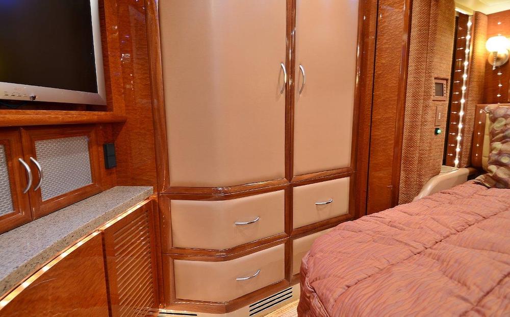 2007 Prevost Liberty H3-45 For Sale