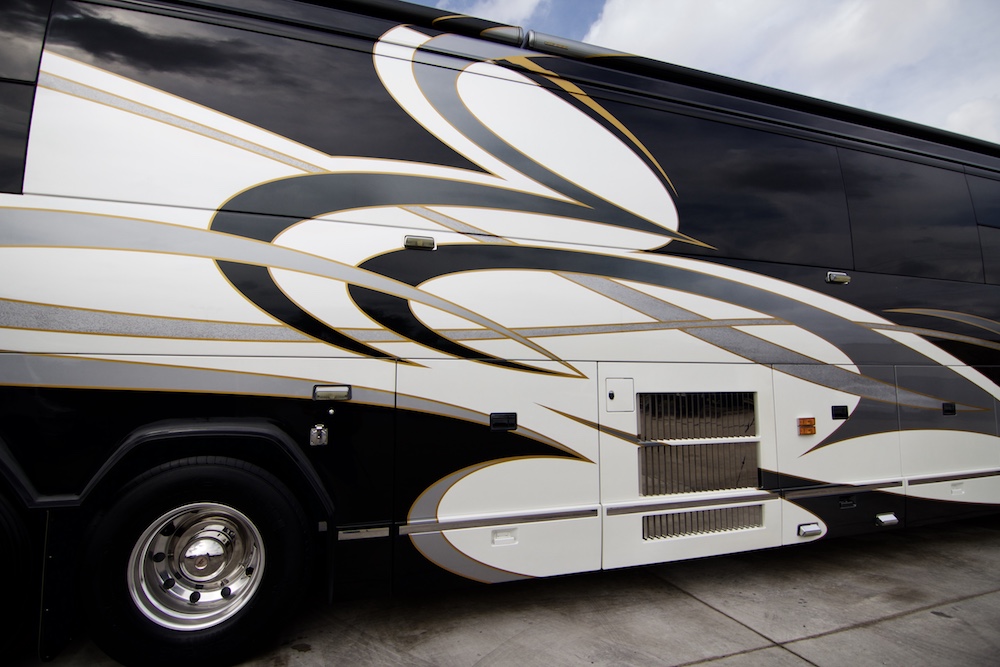 2007 Prevost Liberty H3-45 For Sale