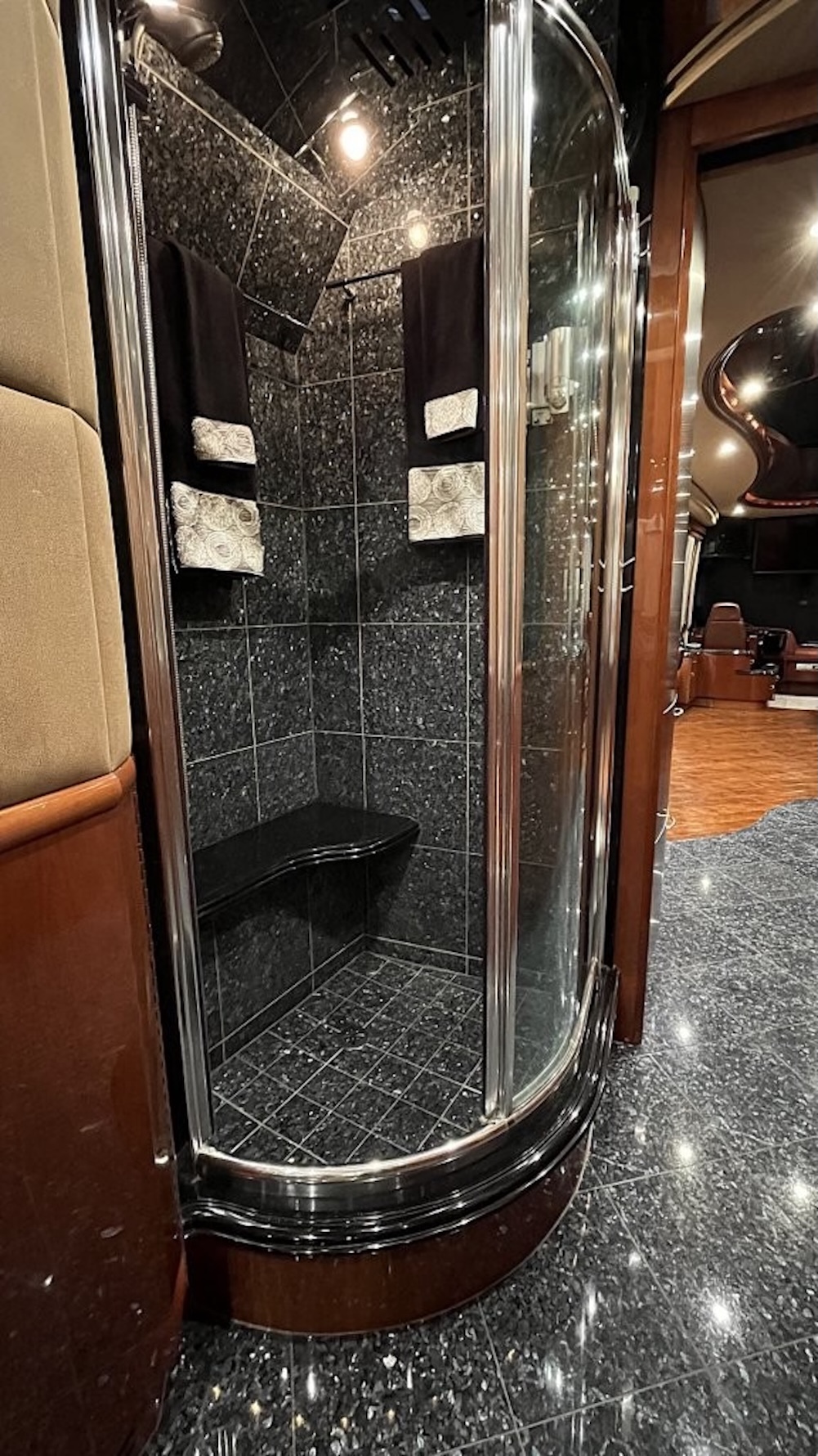 2007 Prevost Liberty XLIIFor Sale