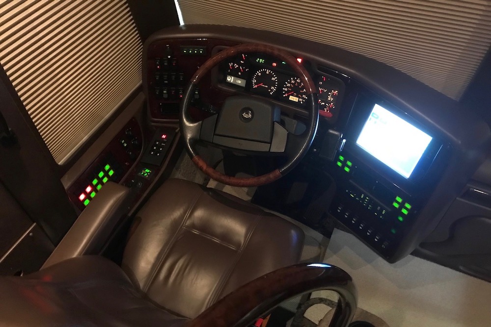 2007 Prevost Featherlite H3-45 For Sale