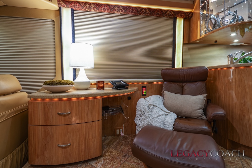 2007 Prevost Marathon H3-45 For Sale