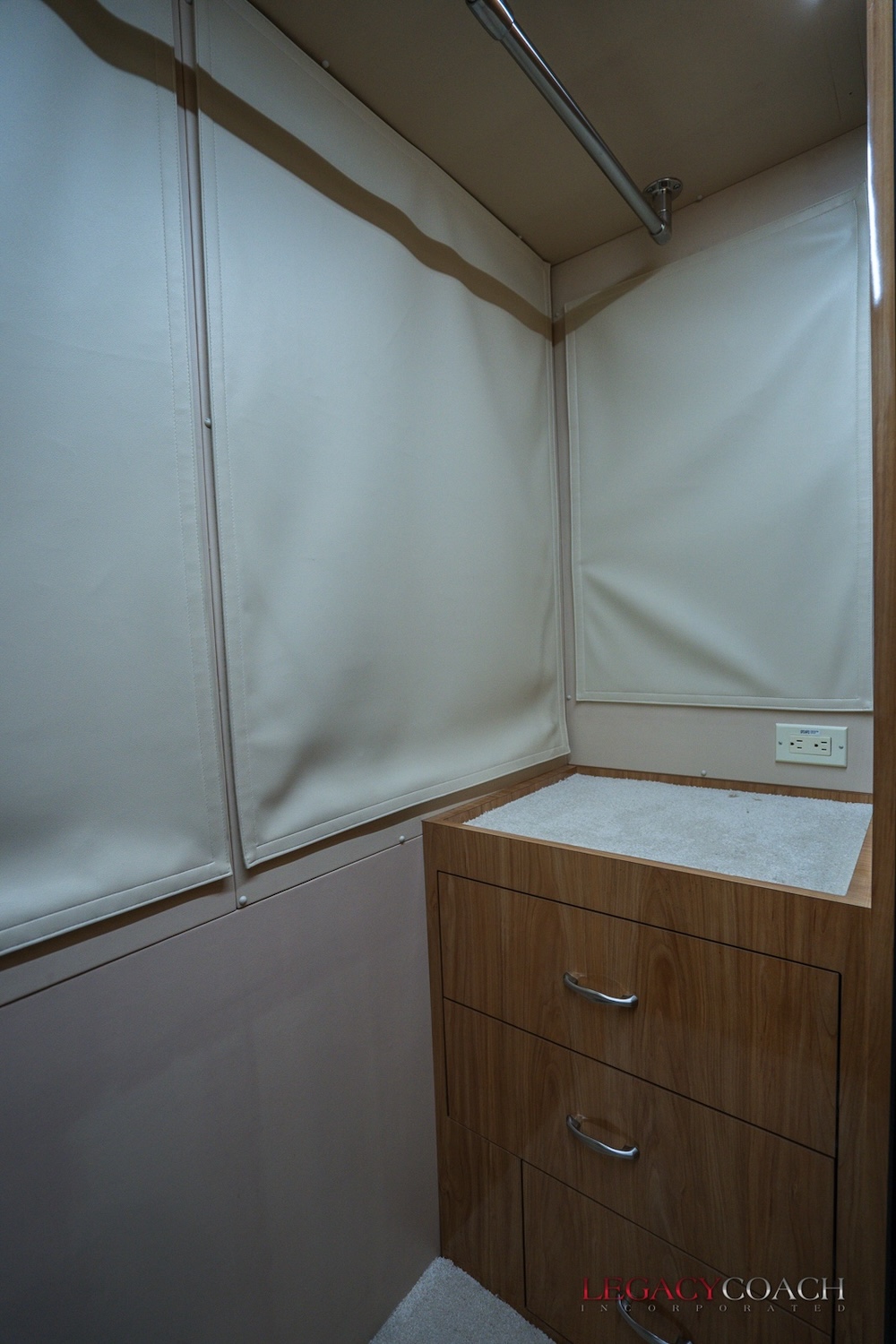 2007 Prevost Marathon H3-45 For Sale