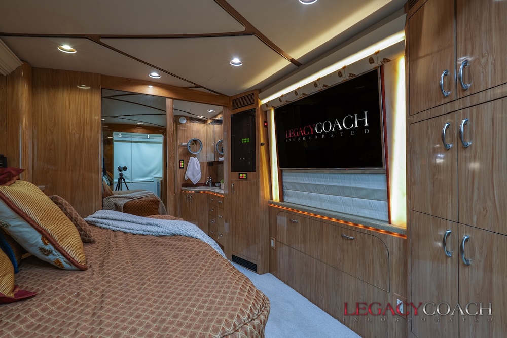 2007 Prevost Marathon H3-45 For Sale