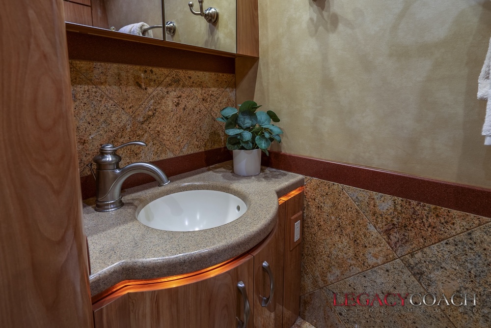 2007 Prevost Marathon H3-45 For Sale