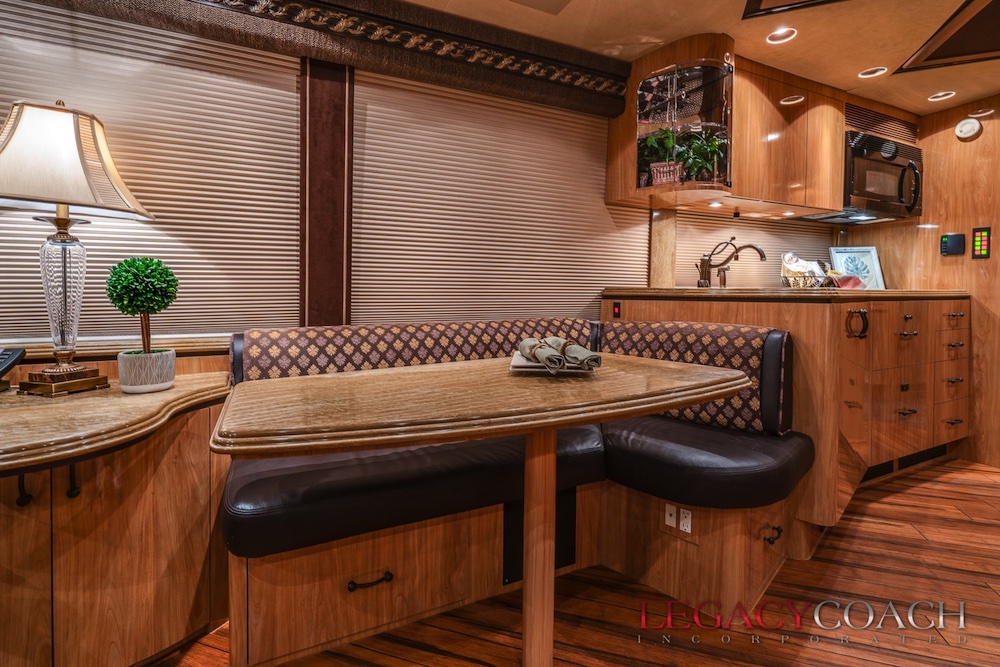 2007 Prevost Marathon H3-45 For Sale