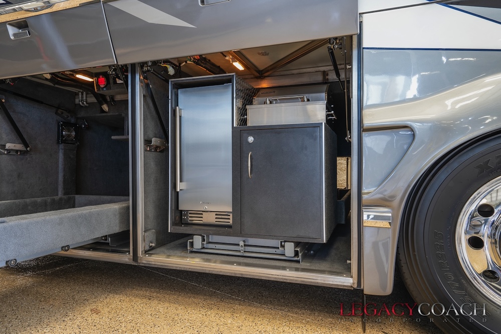 2007 Prevost Marathon H3-45 For Sale