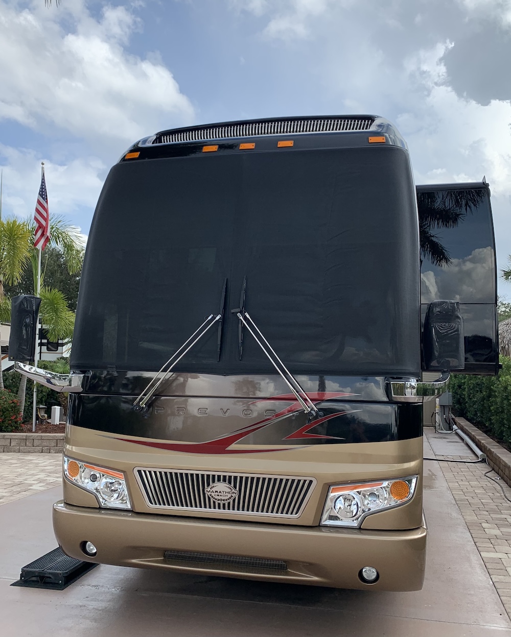 2007 Prevost Marathon  H3-45 For Sale