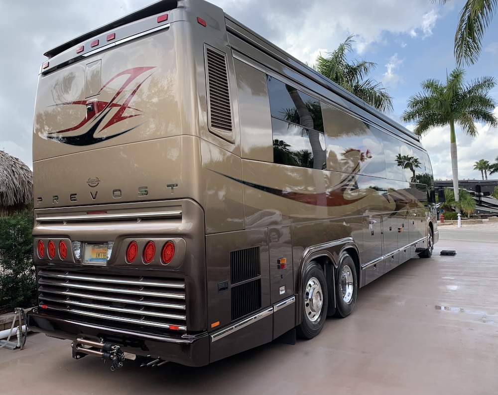 2007 Prevost Marathon  H3-45 For Sale