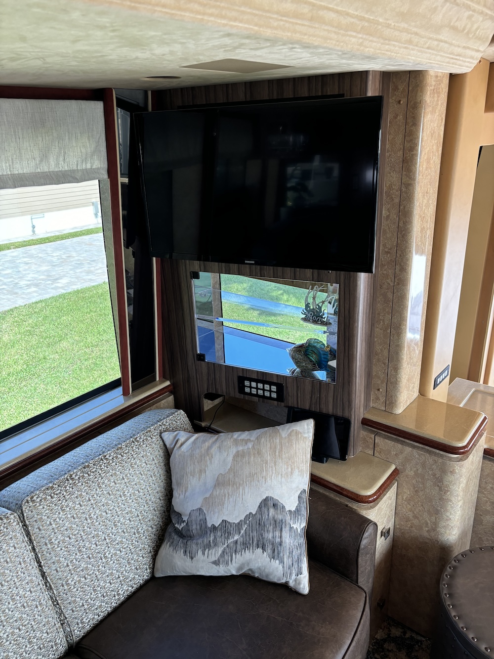 2007 Prevost Marathon  H3-45 For Sale