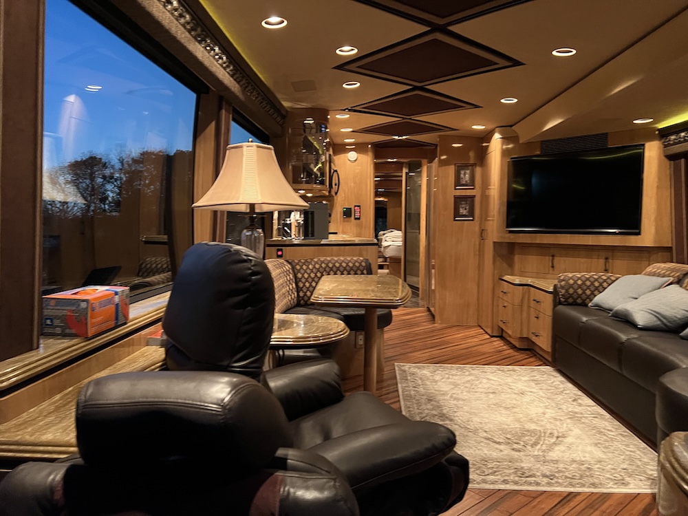 2007 Prevost Marathon H3-45 For Sale