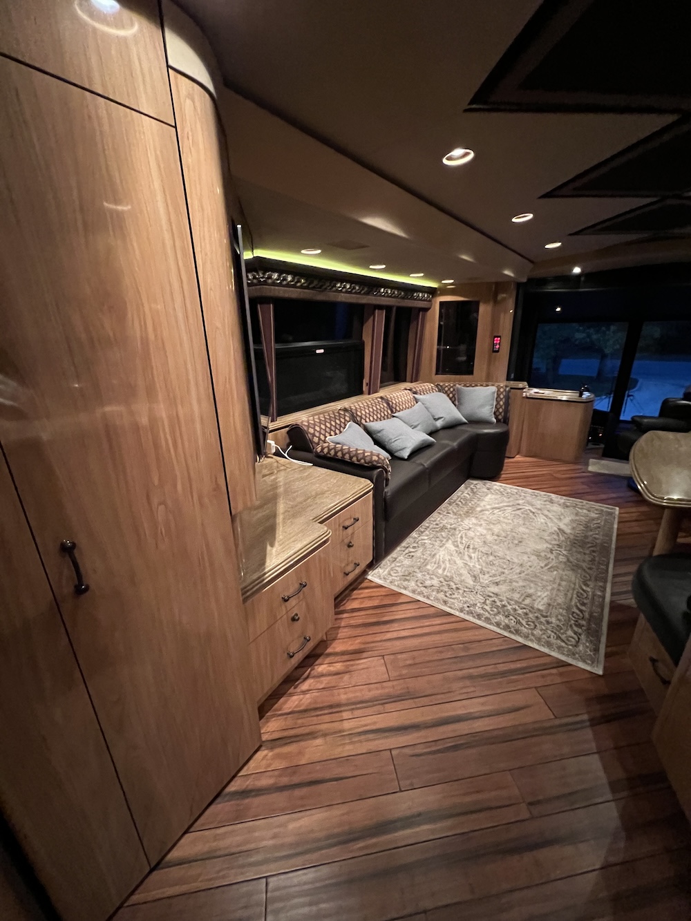 2007 Prevost Marathon H3-45 For Sale