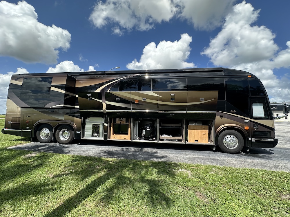 2007 Prevost Marathon H3-45 For Sale