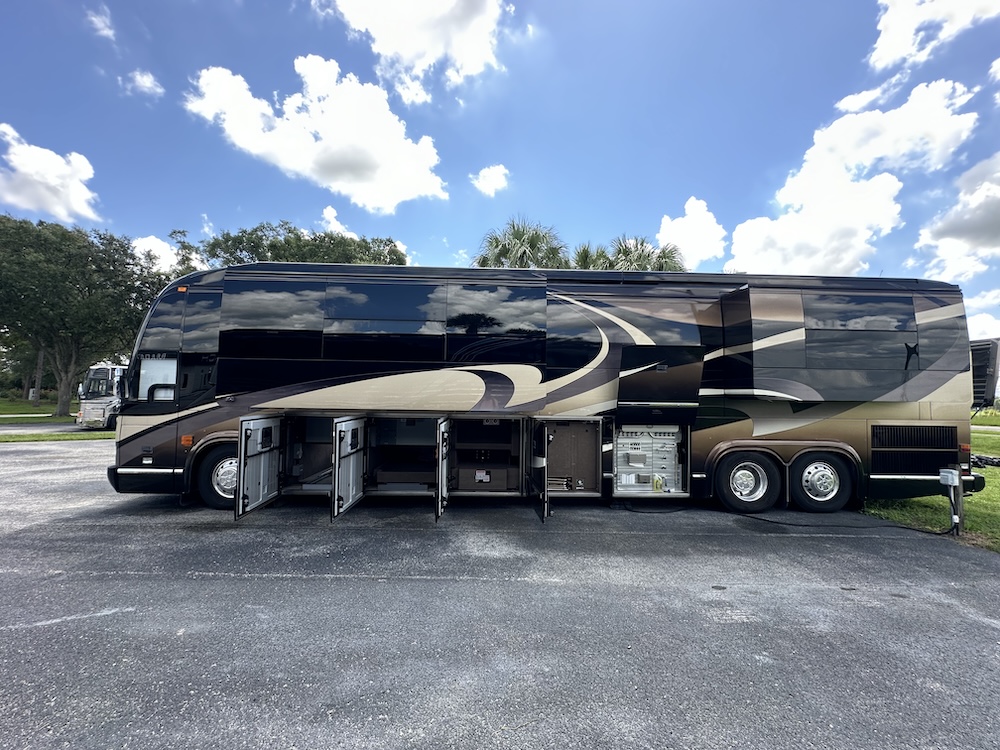 2007 Prevost Marathon H3-45 For Sale