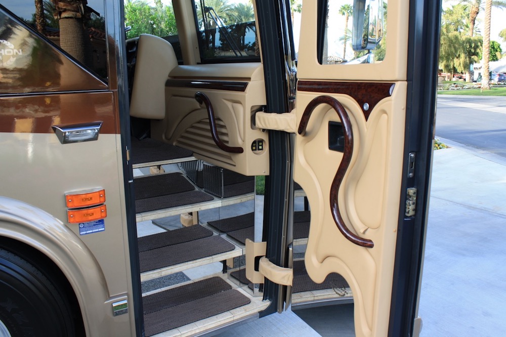 2007 Prevost Marathon H3-45 For Sale