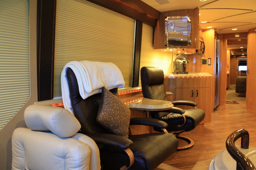 2007 Prevost Marathon H3-45 For Sale