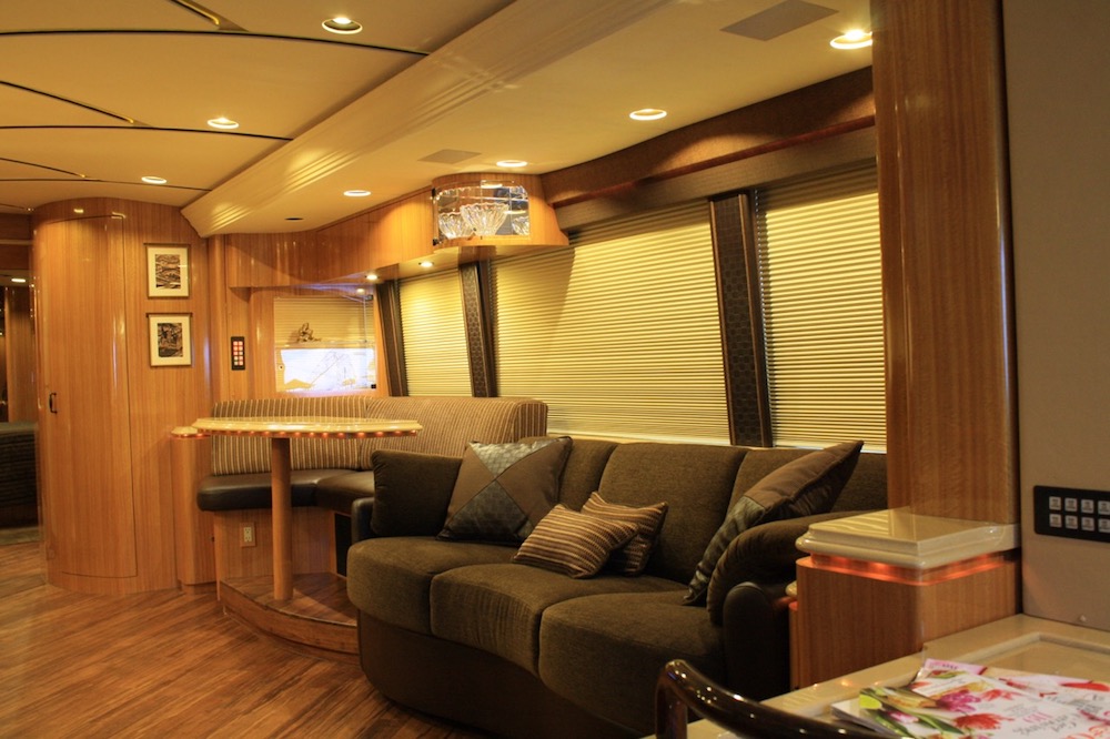 2007 Prevost Marathon H3-45 For Sale