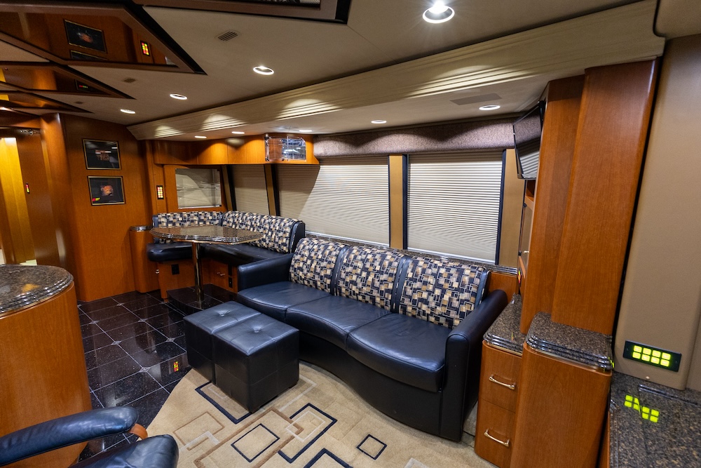 2007 Prevost Marathon H3-45 For Sale