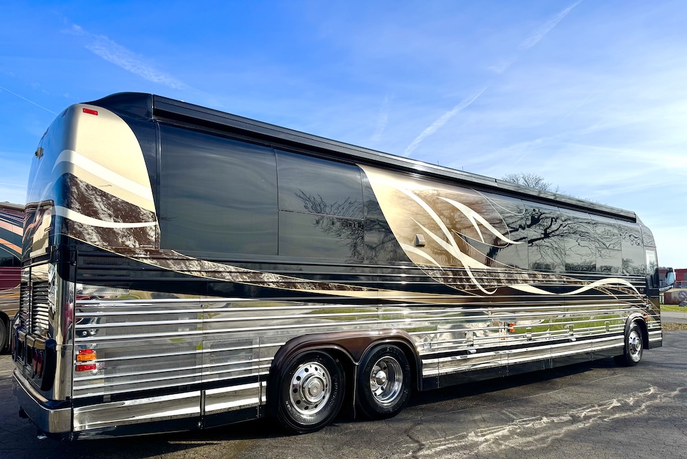 2007 Prevost Marathon XLII For Sale
