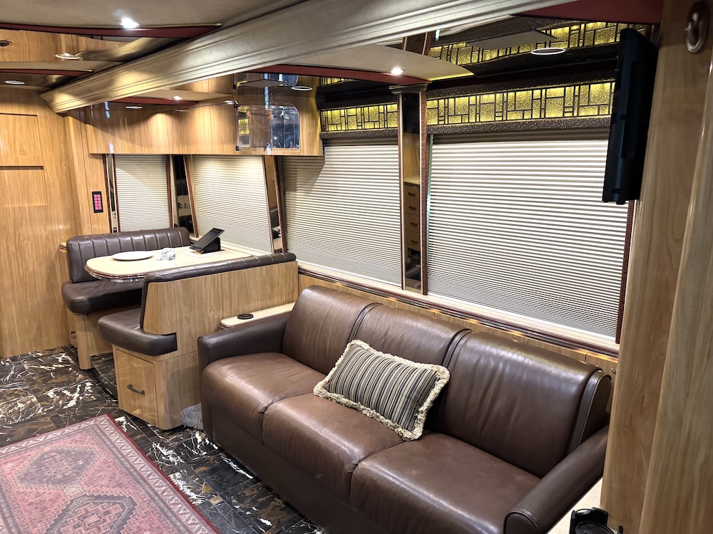 2007 Prevost Marathon XLII For Sale