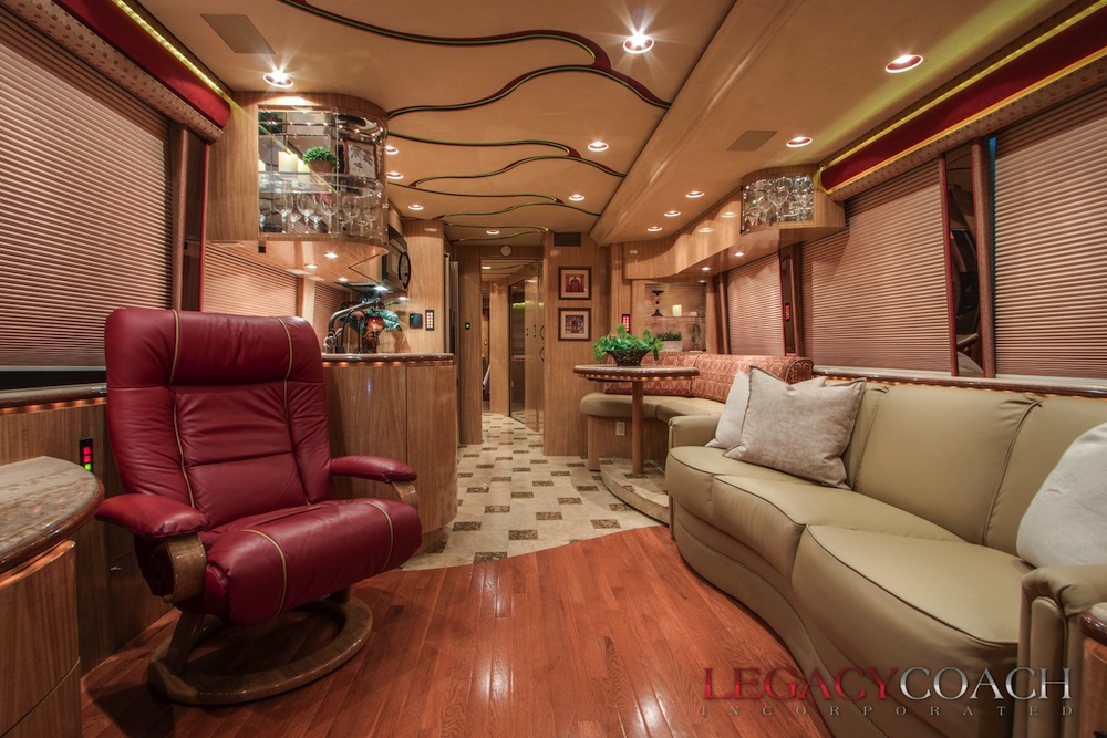 2007 Prevost Marathon XLII For Sale