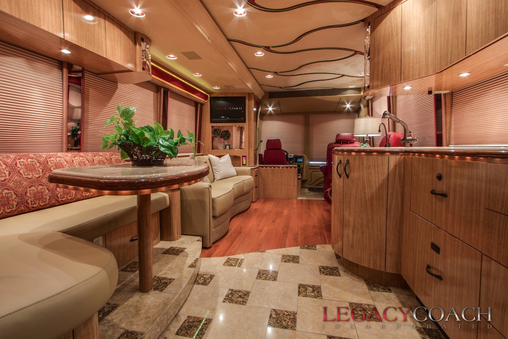 2007 Prevost Marathon XLII For Sale