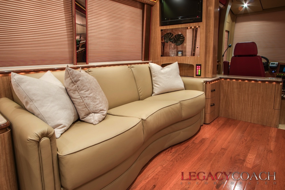 2007 Prevost Marathon XLII For Sale