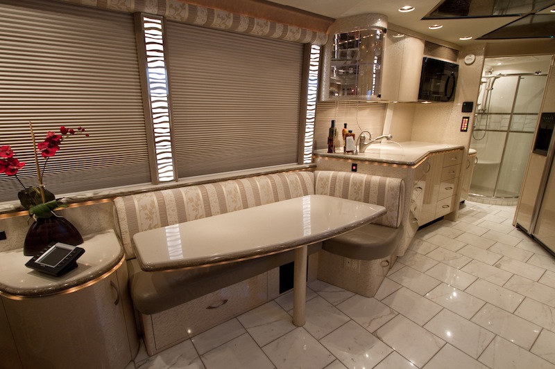 2007 Prevost Marathon XLII For Sale