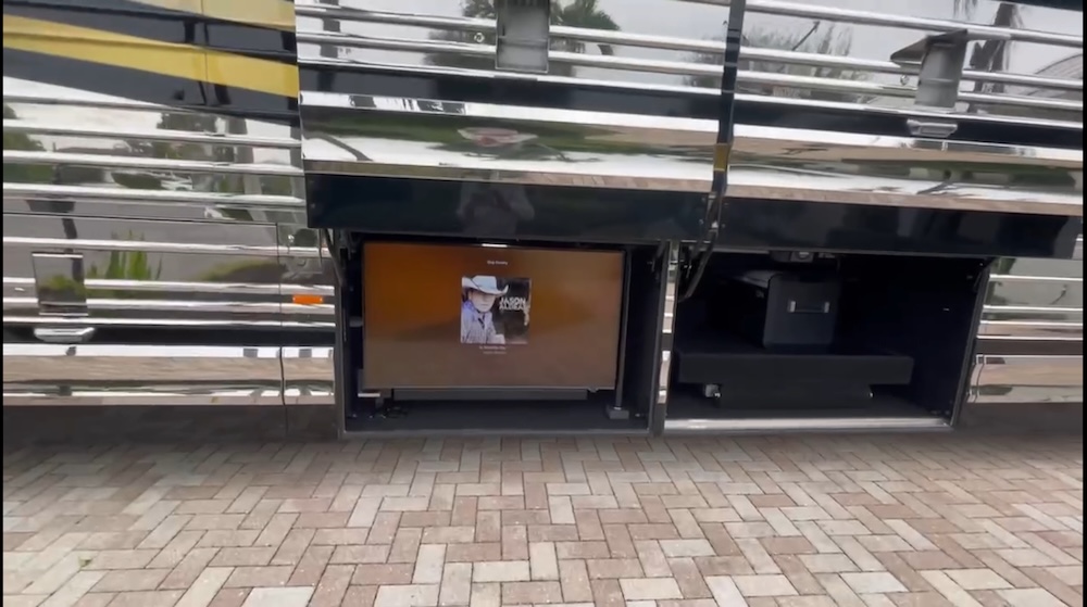 2007 Prevost Marathon XLII For Sale