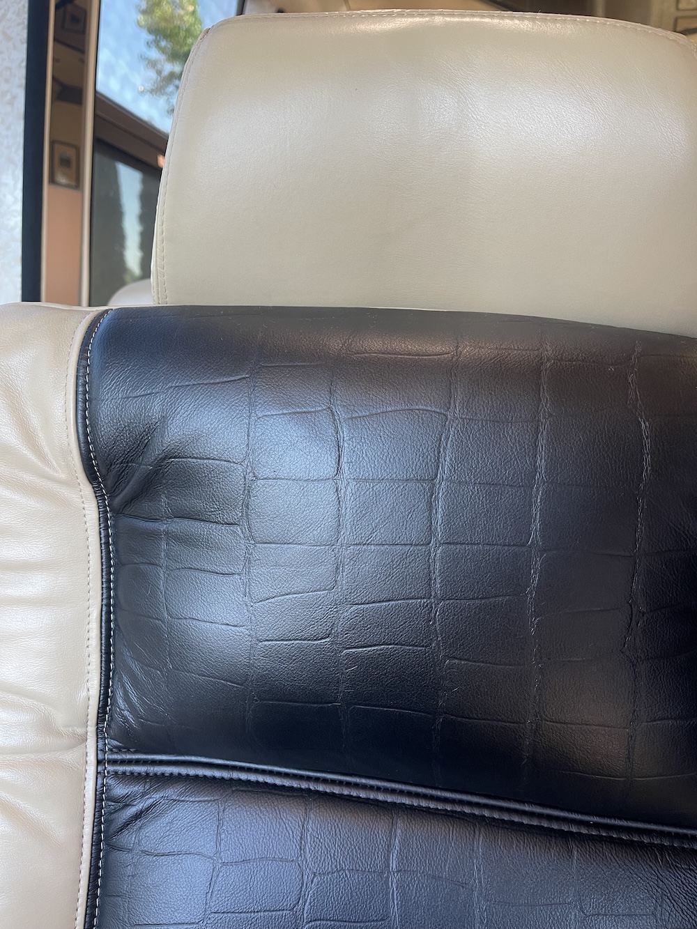 2007 Prevost Marathon XLII For Sale