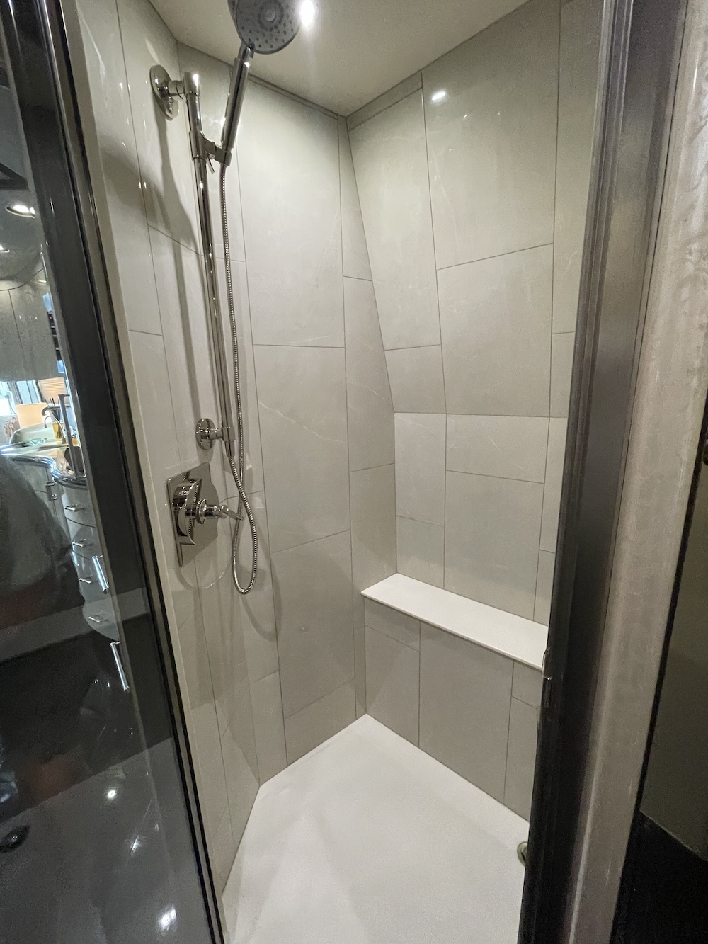 2007 Prevost Marathon XLII For Sale