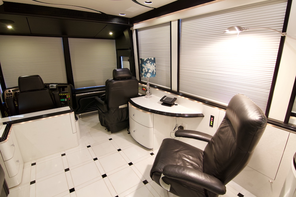 2007 Prevost Marathon XLII For Sale